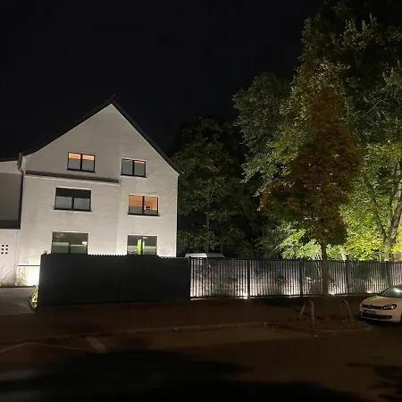 Apartment Maisonette 9pers. Parkplatzgym Naehe Messeai… Dusseldorf